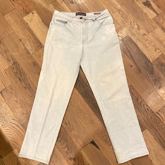 Gloria Vanderbilt Amanda Light Blue Denim Jeans Size 12 - Picture 3 of 15